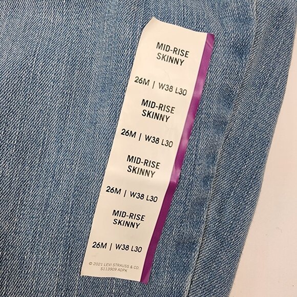 Signature Levi Strauss Womens 26 Mid Rise Skinny Distressed Denim Jeans - Picture 13 of 13